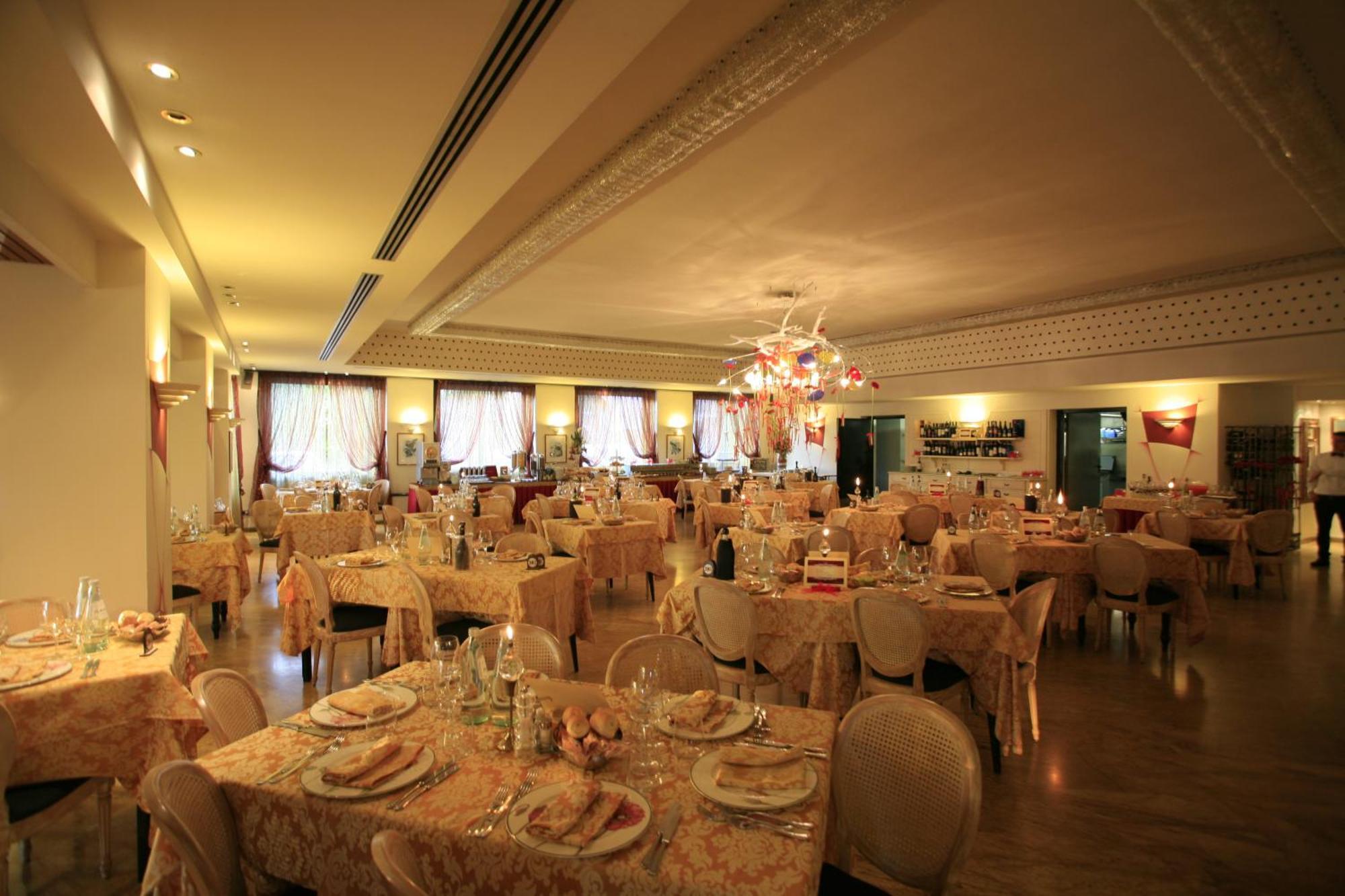 Hotel Catullo Sirmione Esterno foto