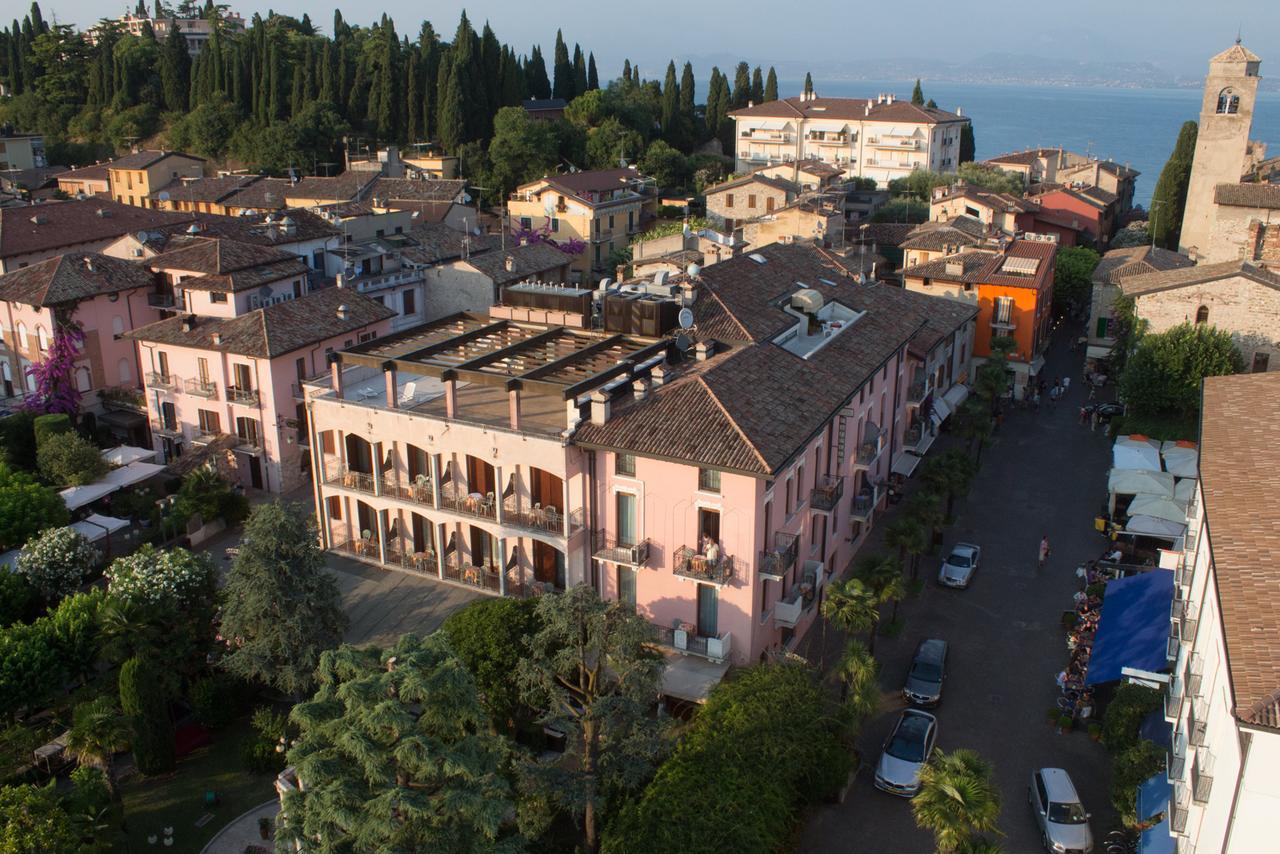 Hotel Catullo Sirmione Esterno foto